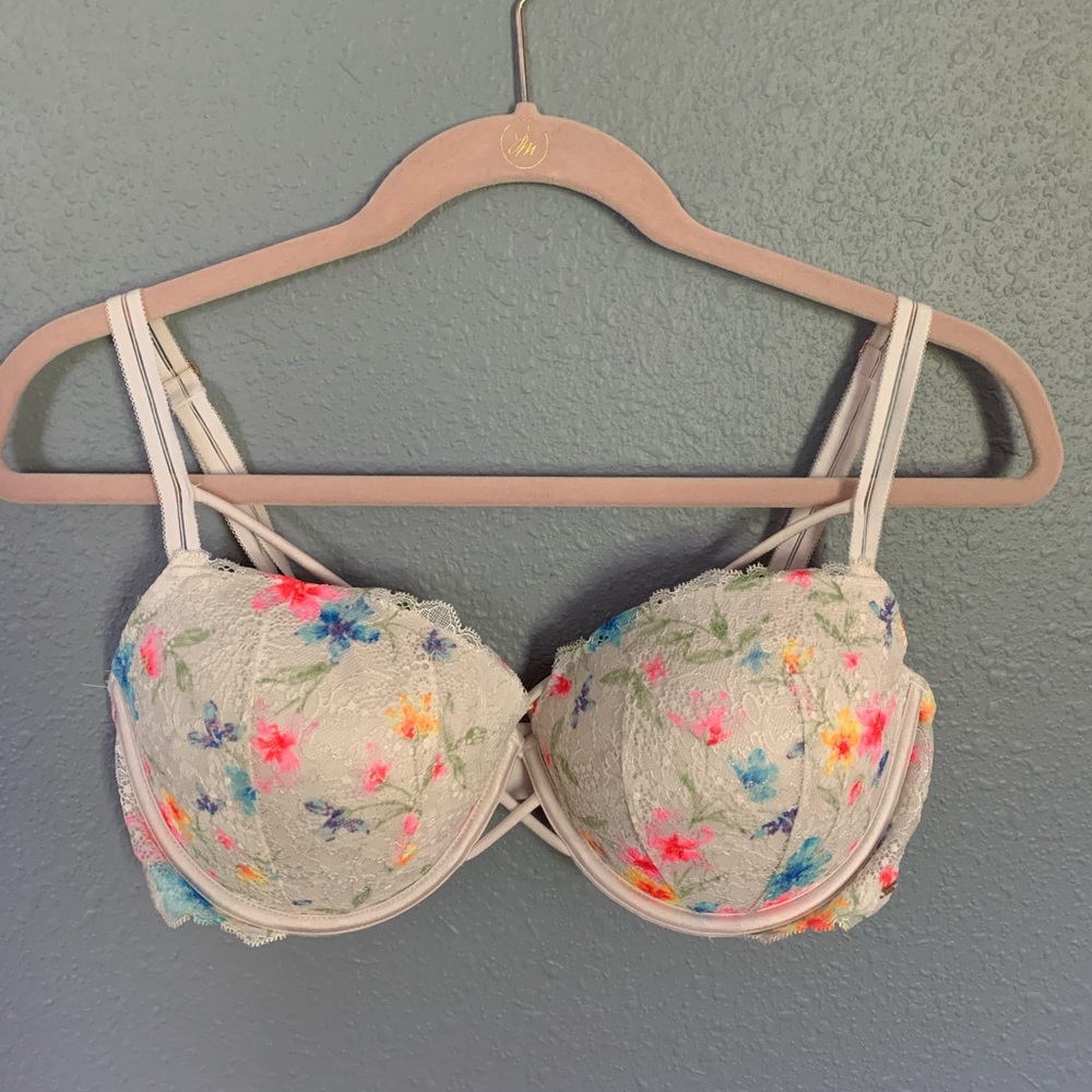 PINK Victoria Secret: Padded Push-up Bra 36DD